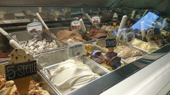 Gelati Creperia Dolomiti